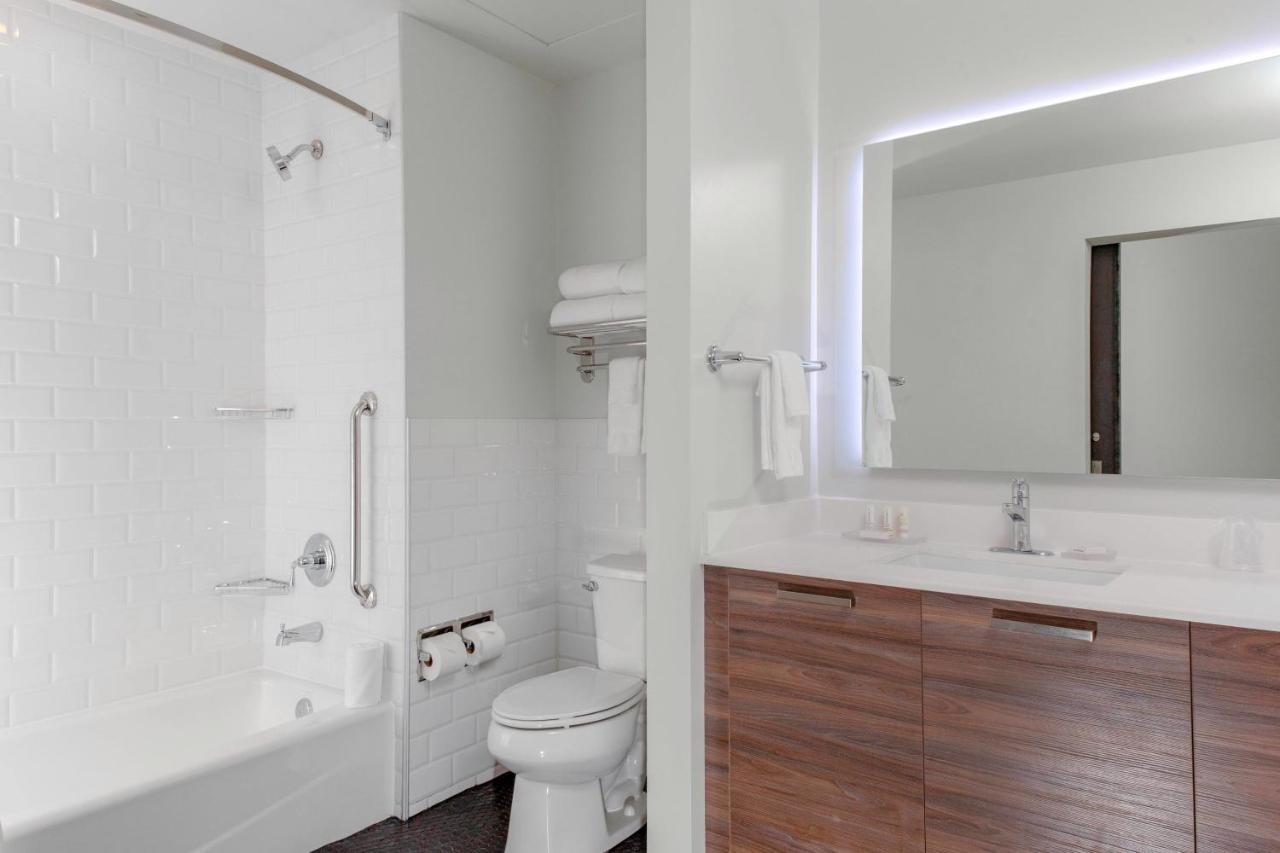 Fairfield Inn & Suites By Marriott Dallas Downtown Eksteriør bilde